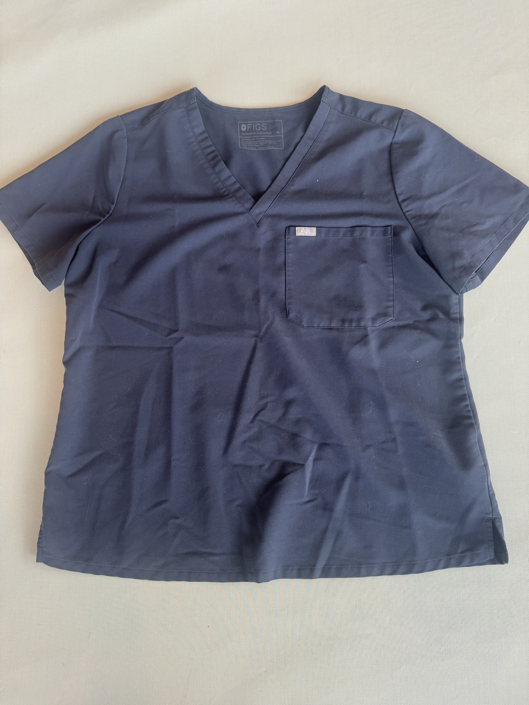 FIGS Male Scrubs Top - Slate, S
